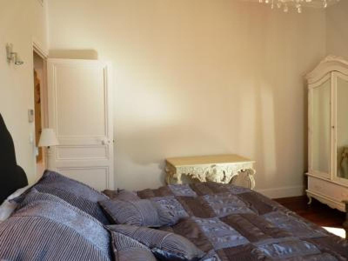 Apartment Luxury Three Bed In Just A Couple Of Minutes Walk To The Palais And Beaches 669